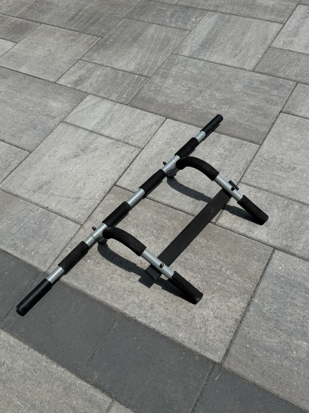 Doorway Pull-Up Bar