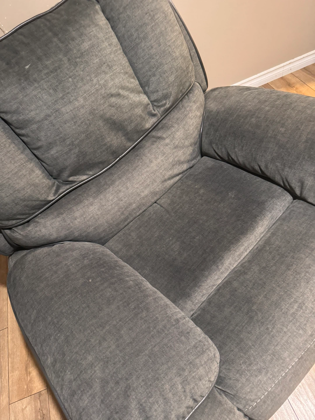 Grey Recliner Chair - photo 4