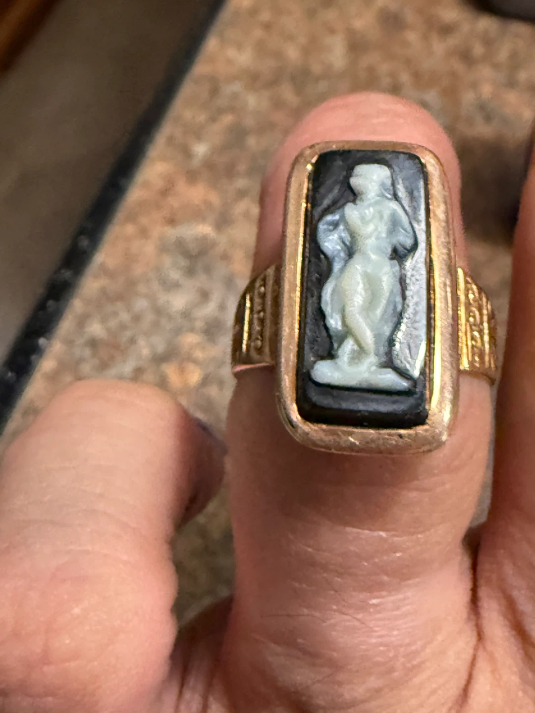 Vintage Cameo Ring - photo 3
