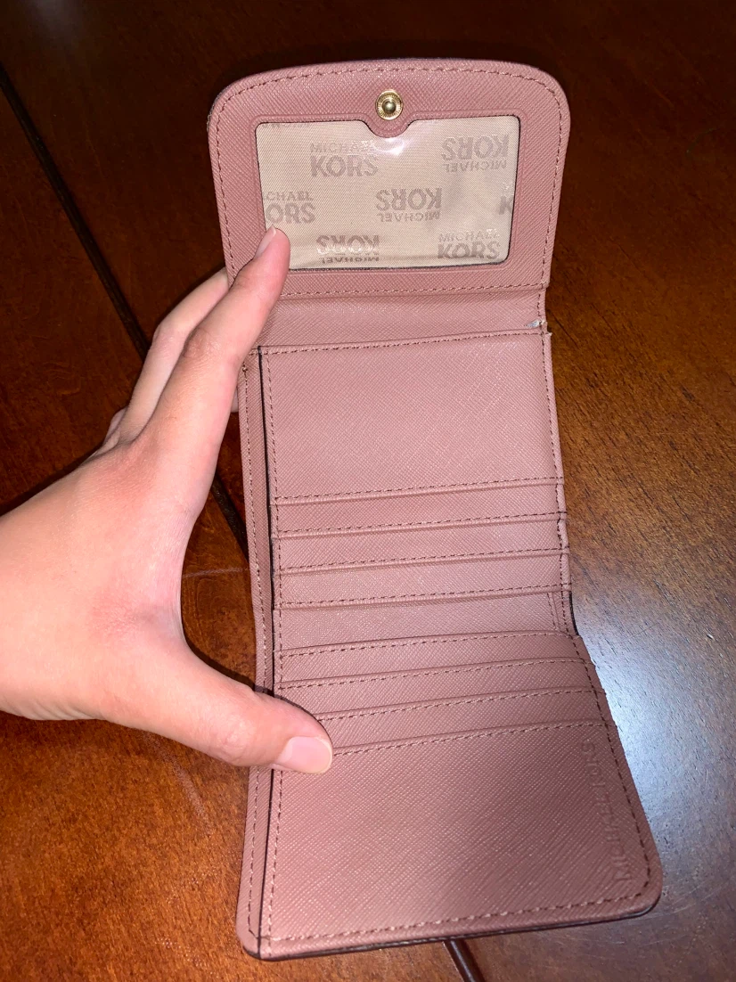 Michael Kors Pink Tri-fold Leather Wallet - photo 3