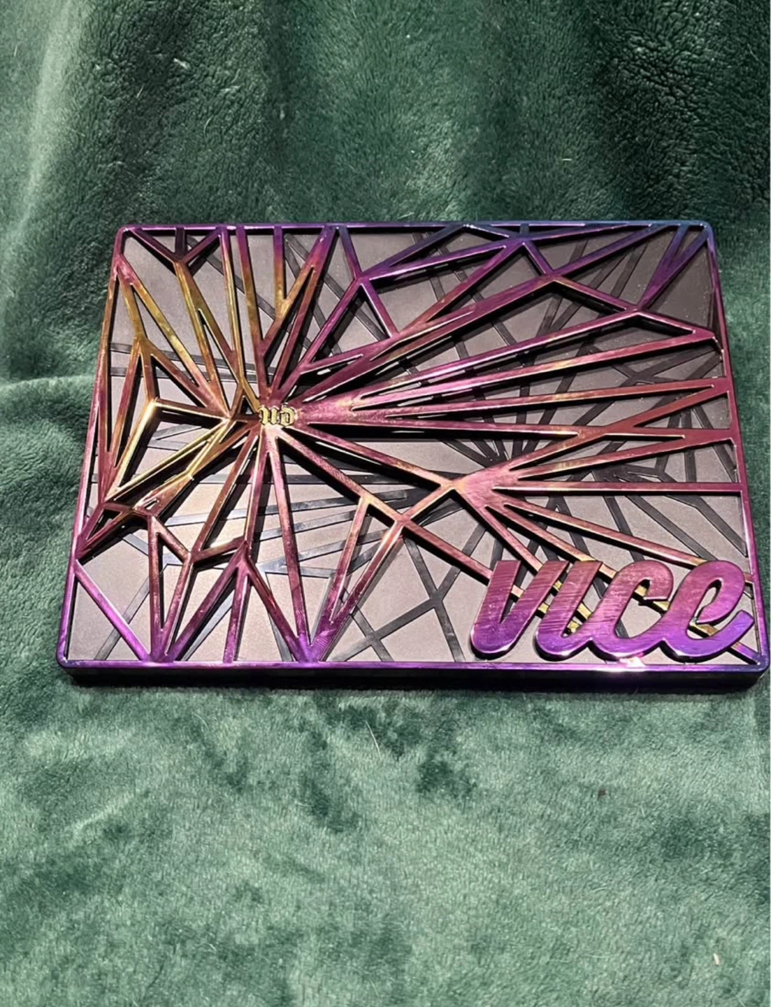 Urban Decay Vice 4 Eyeshadow Palette - photo 2