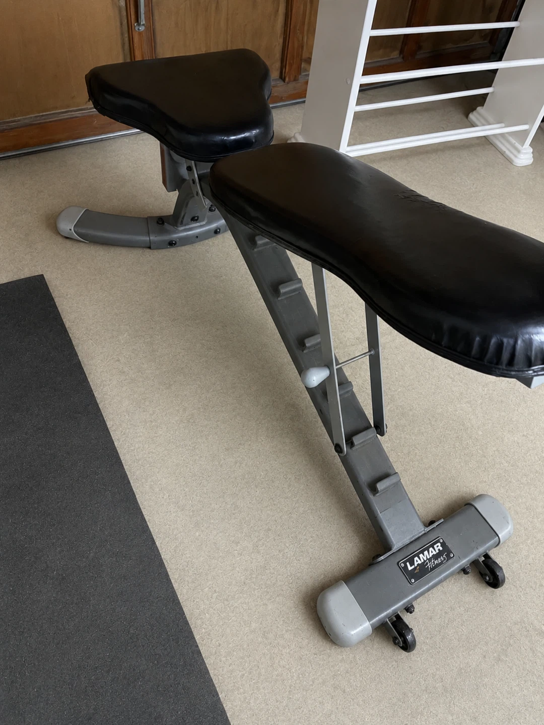 Lamar Fitness Adjustable Weight Bench - photo 2