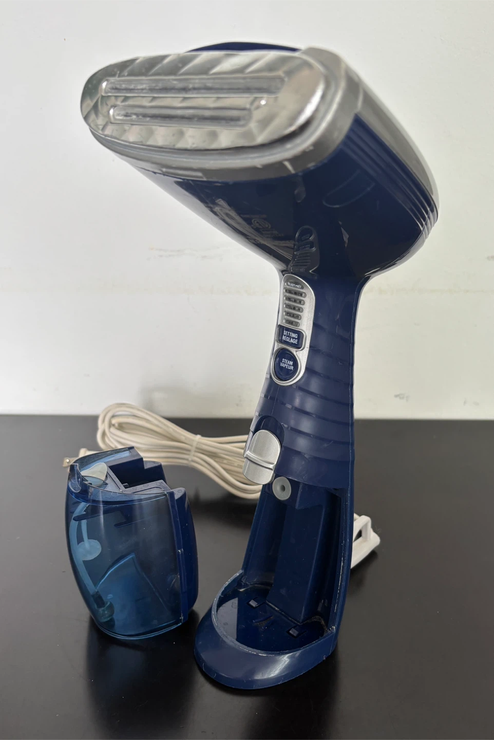 Conair Handheld Fabric Steamer - photo 4