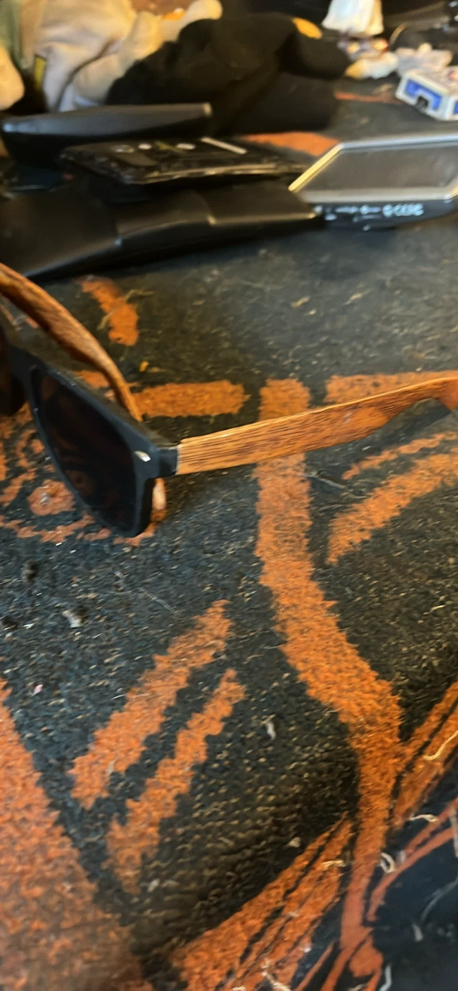 Sunglasses with Wood-Grain Arms