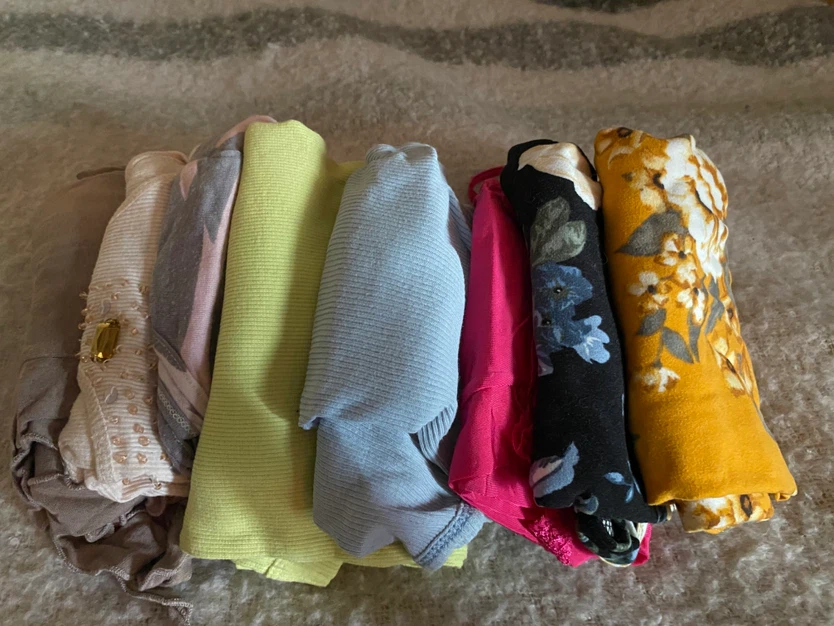 Bundle of adult tank tops Items