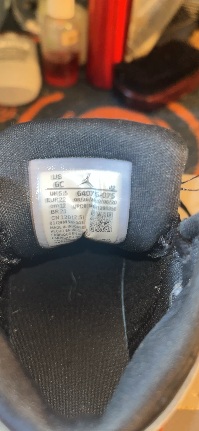 Nike Air Jordan 1 Toddler Shoes - photo 4