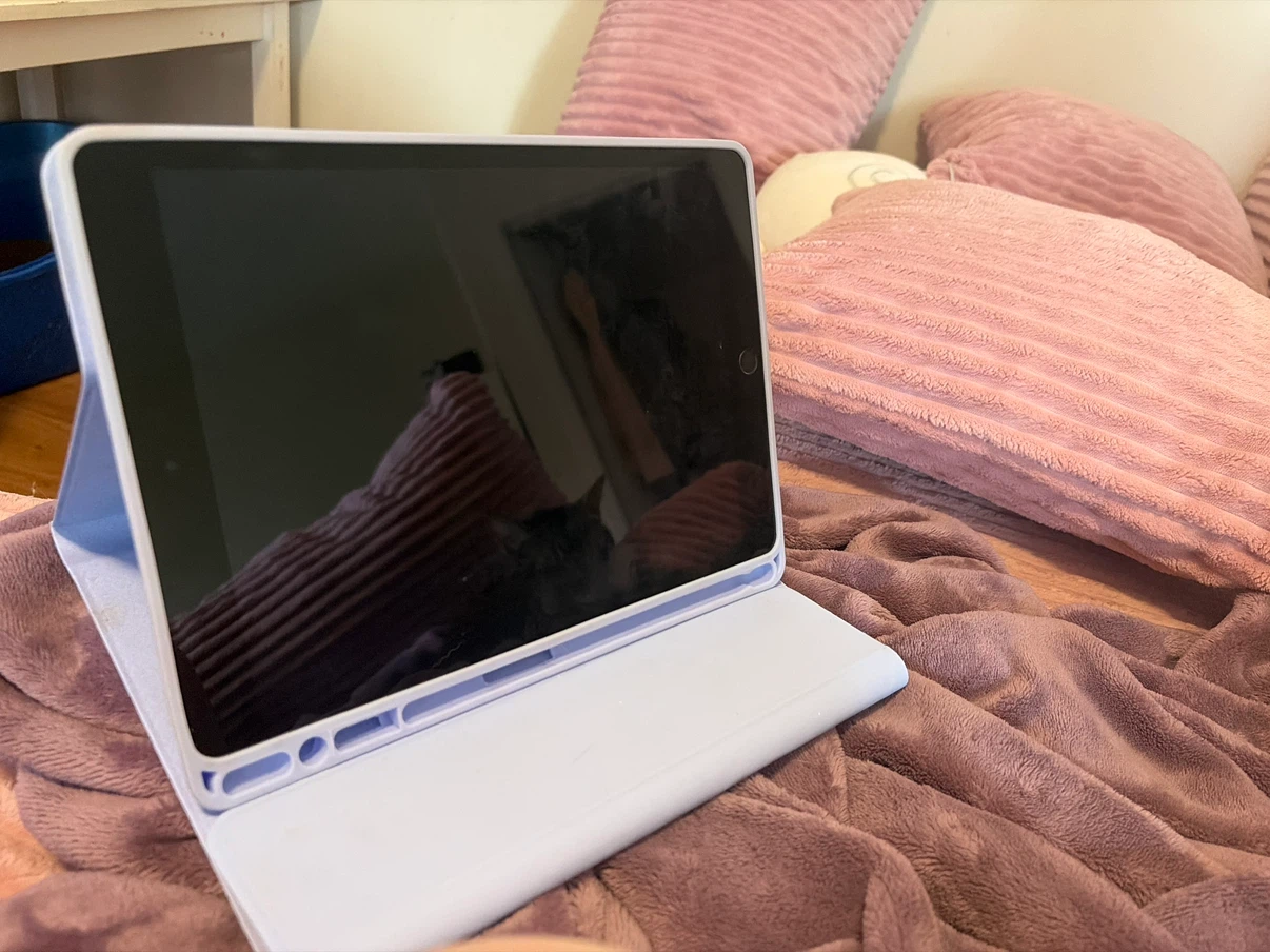 Apple iPad (9th generation) 64GB - photo 2