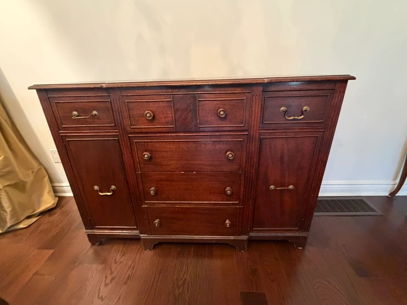 ANTIQUE DINING SET - READ DESCRIPTION.