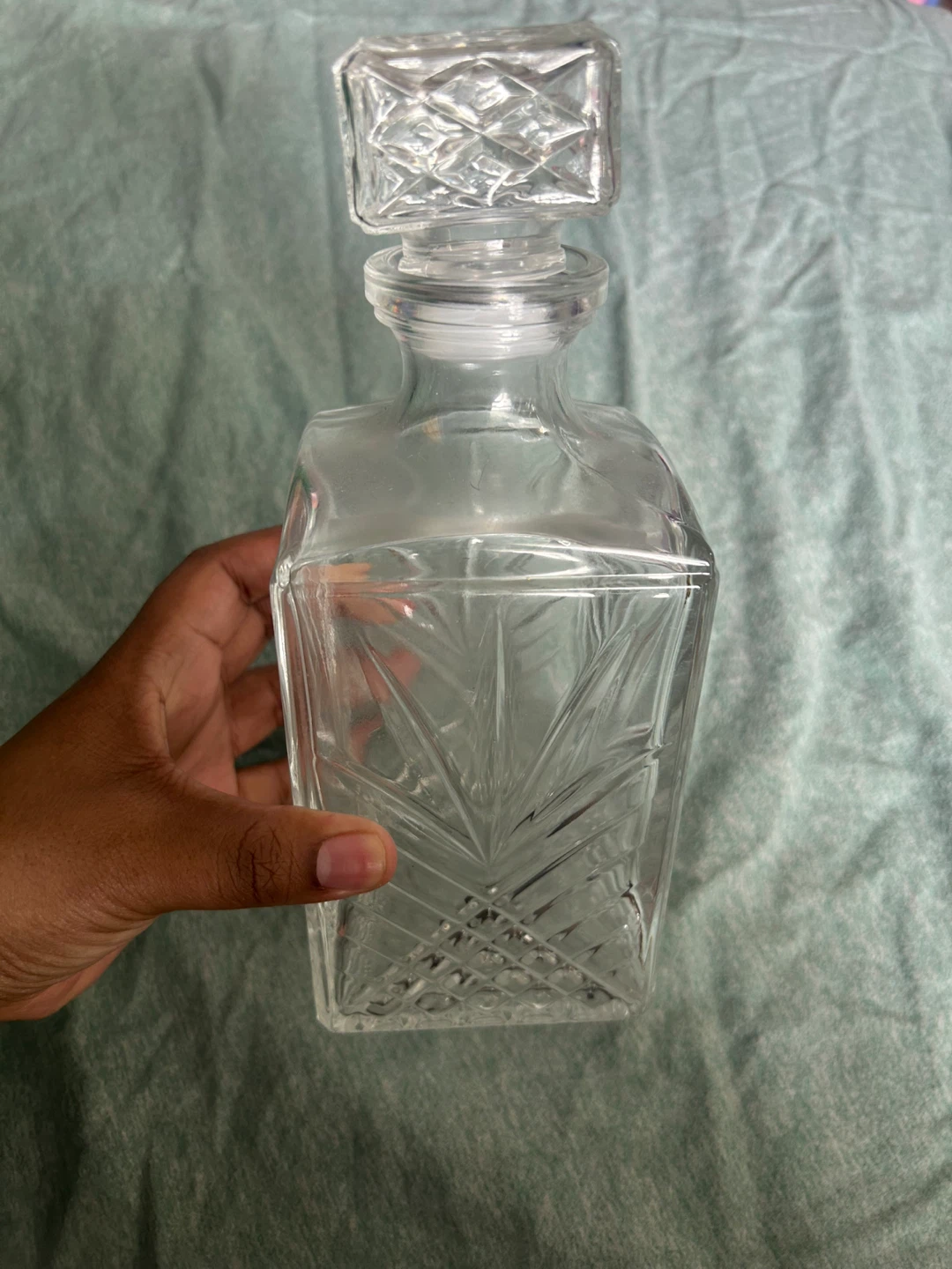 Crystal Decanter with Stopper