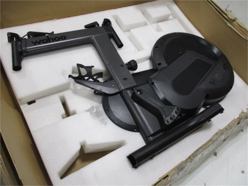 Wahoo KICKR BIKE SHIFT Smart Trainer - photo 2