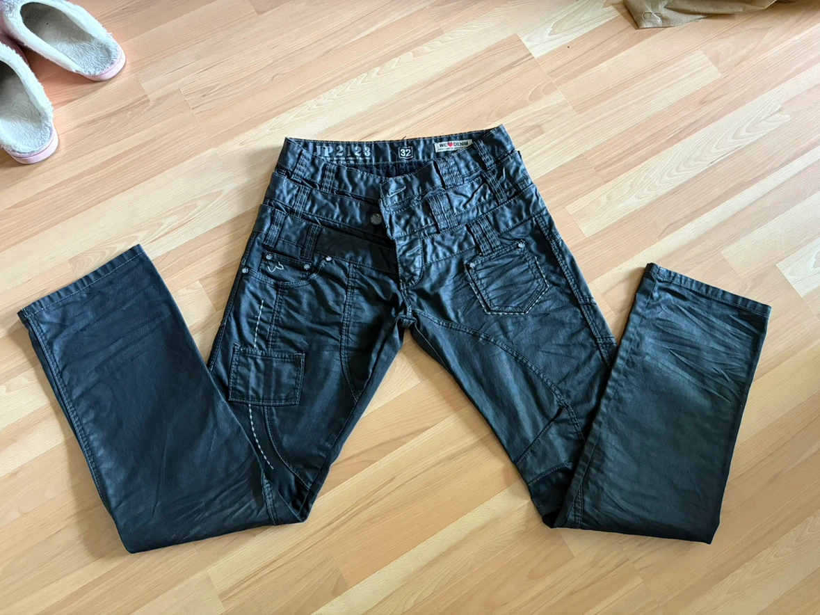 Men’s Black Jeans Size 32 $35 firm