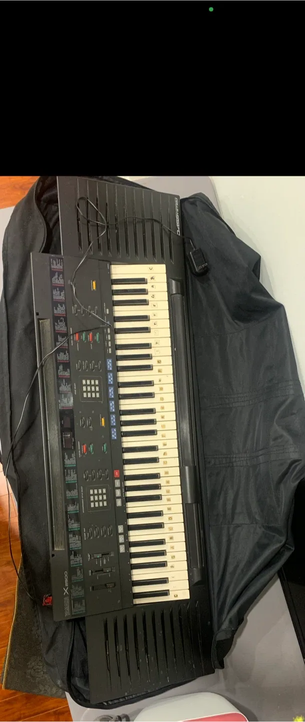 Yamaha X2500 Keyboard music system