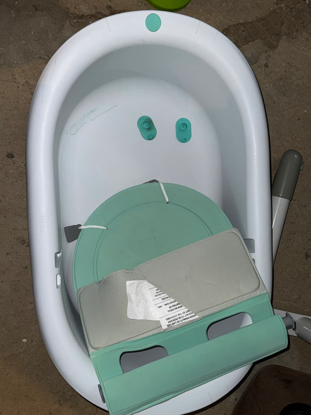 Frida Baby 4-in-1 Grow-with-Me Bathtub