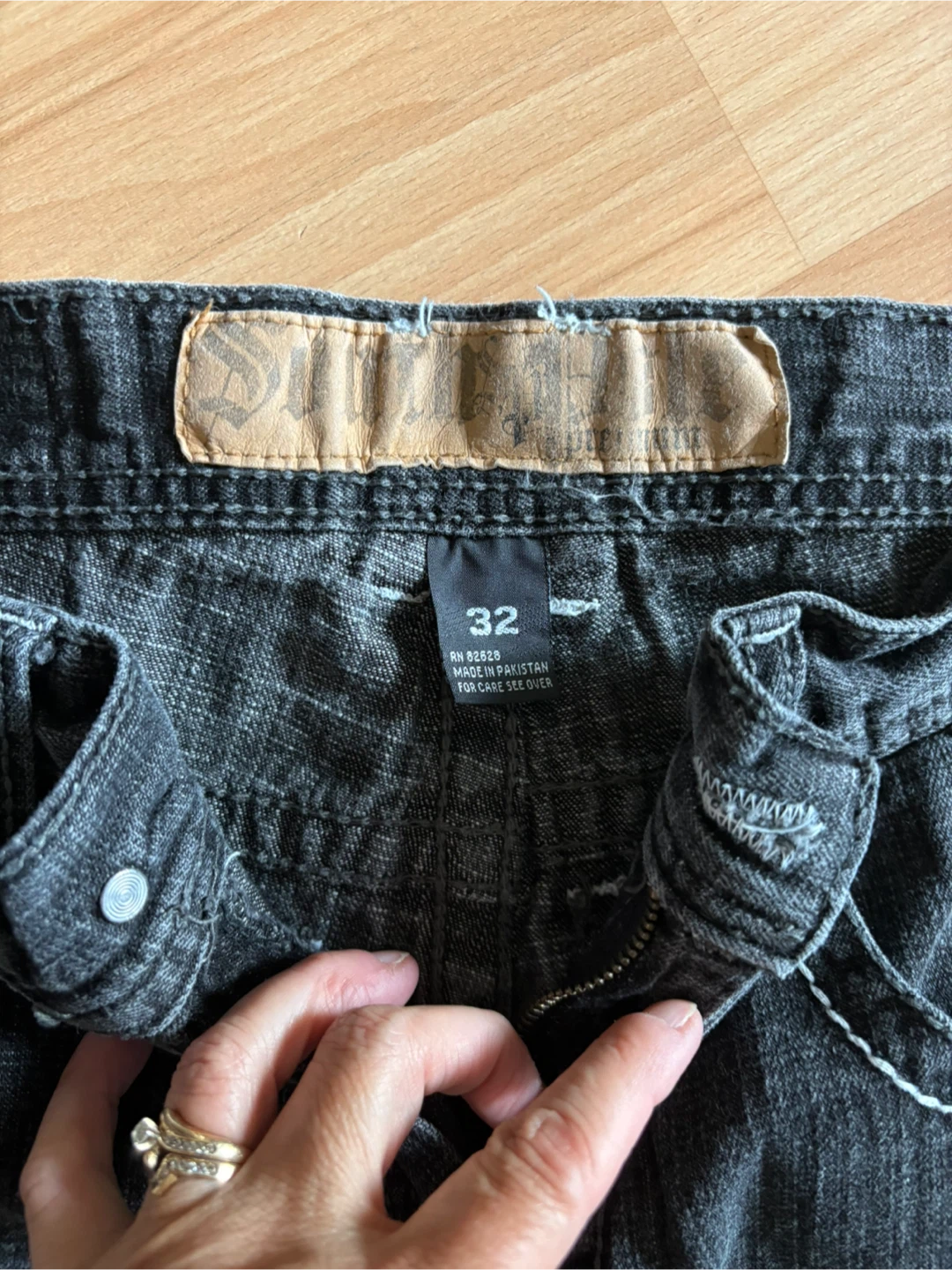 Men’s Jeans South Pole Premium Size 32 $25 firm - photo 2