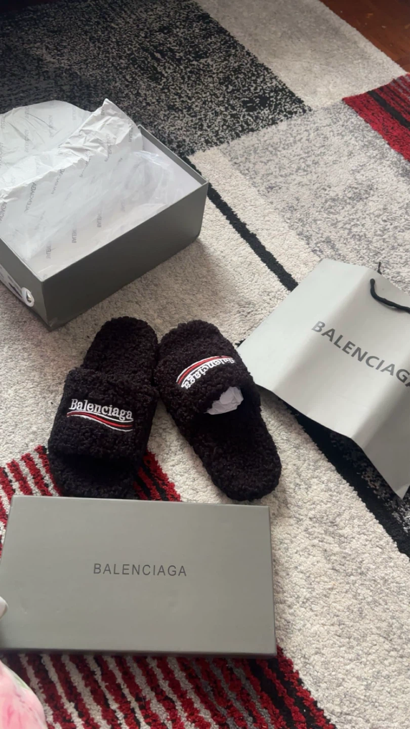 Balenciaga   Slides size 8.5