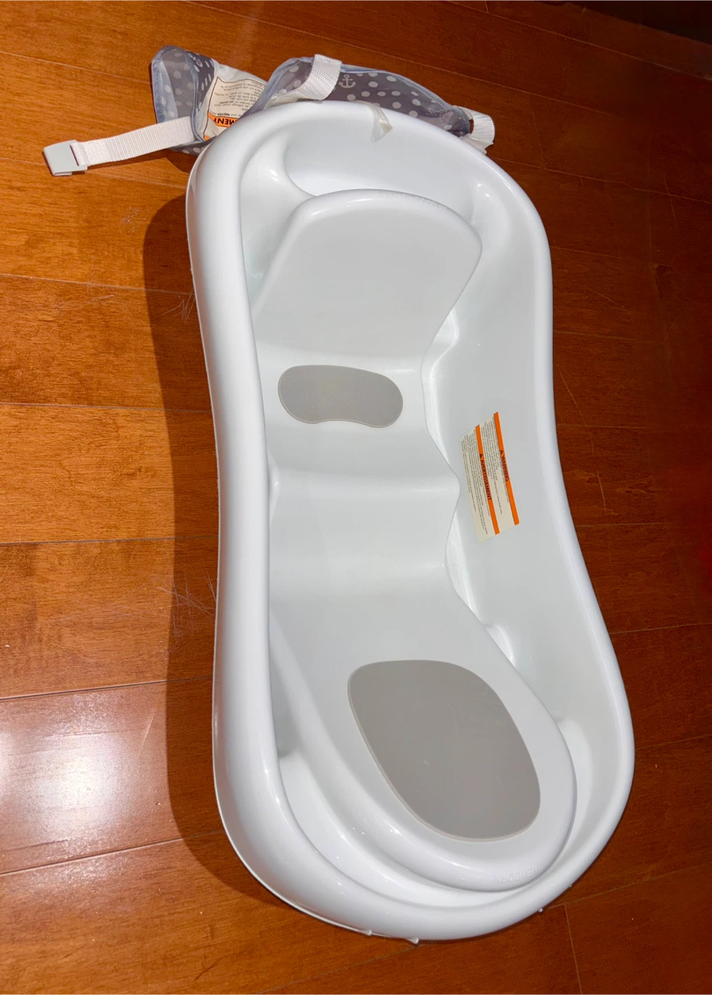 The First Years Sure Comfort Newborn to Toddler Tub