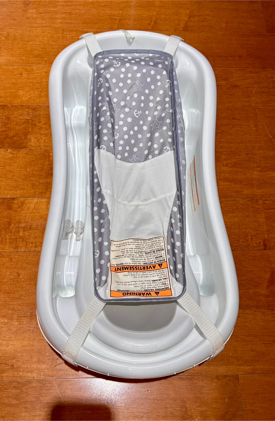 The First Years Sure Comfort Newborn to Toddler Tub - photo 4