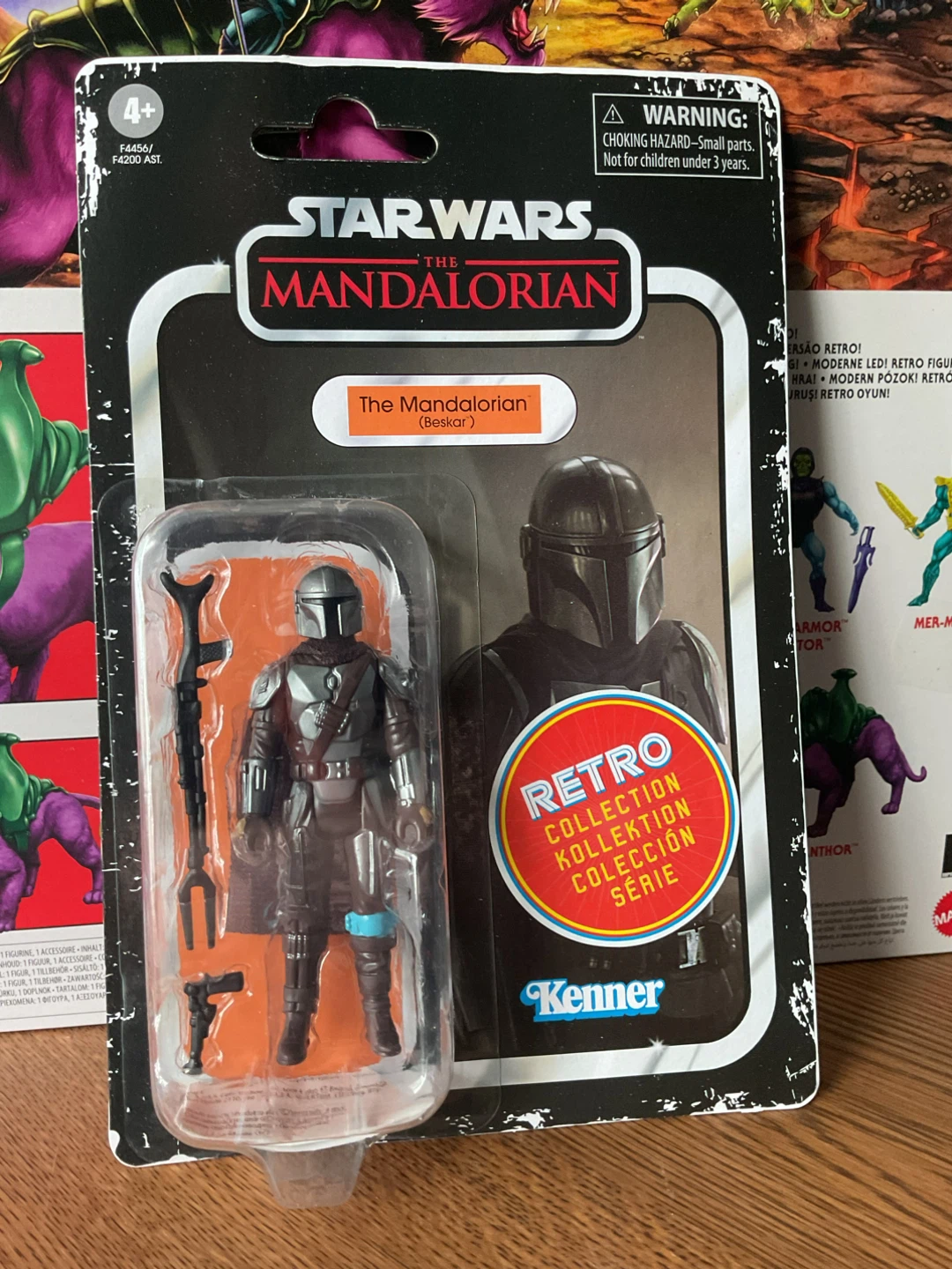 Star Wars The Mandalorian Retro Collection Action Figures - photo 4