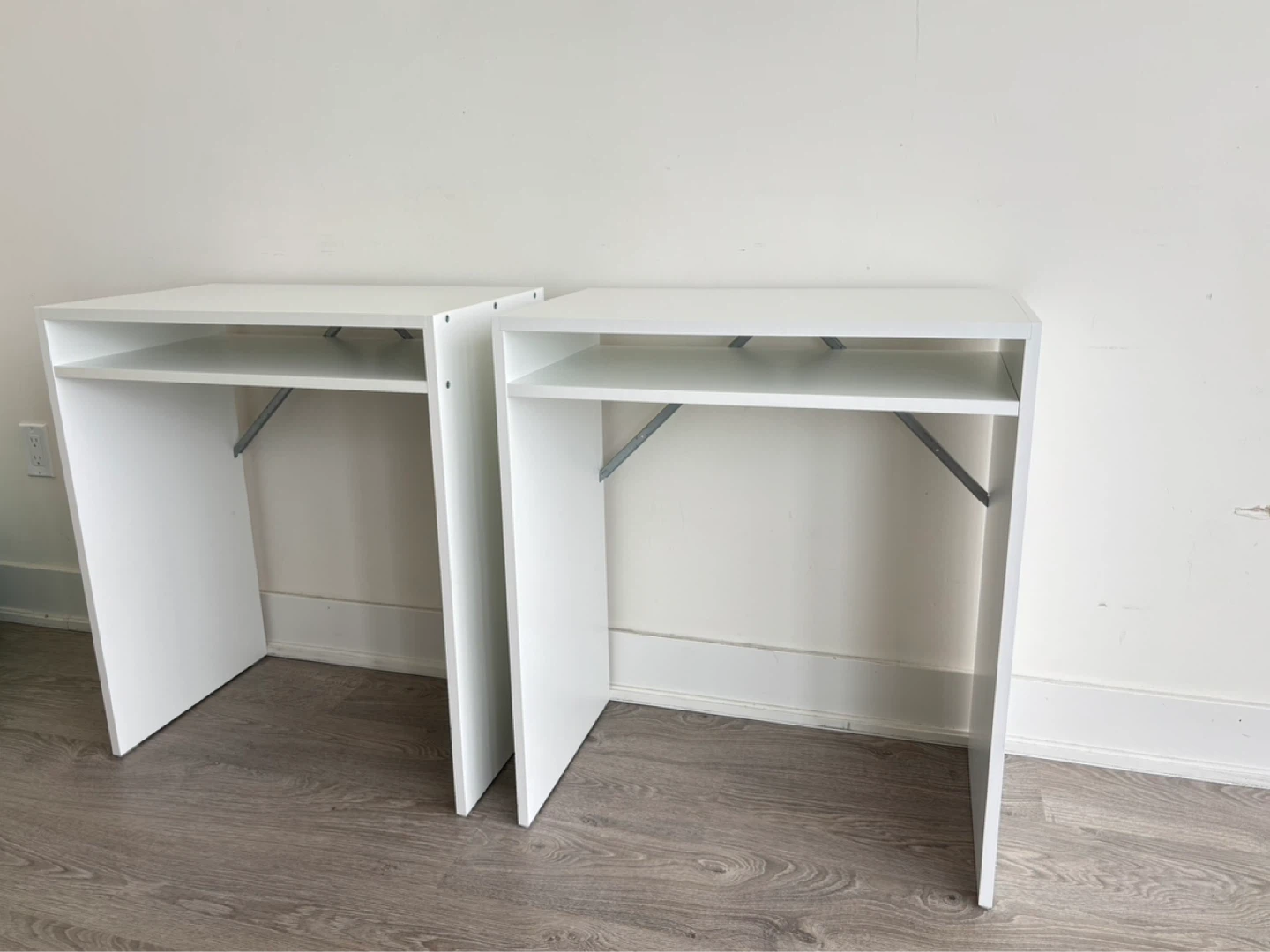 Pair of IKEA TORALD Desks (White) - photo 3
