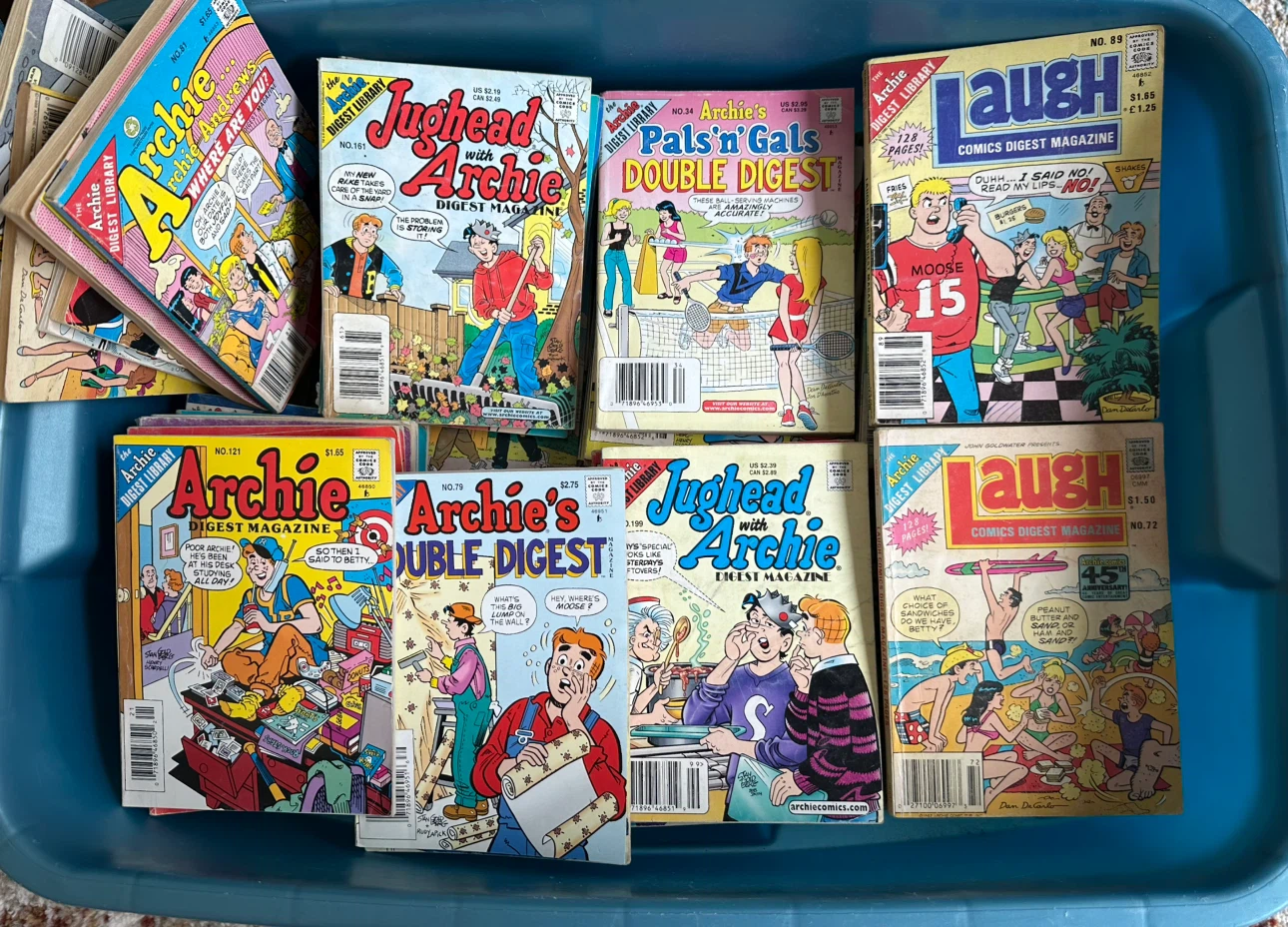 Large Collection Archie Comics Digests (Price is Per Digest) - photo 3