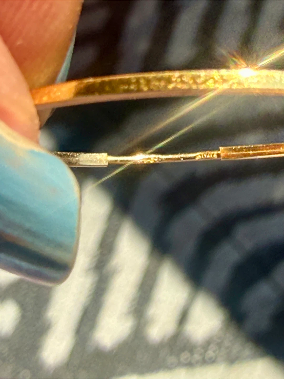 Real 10K Italian Gold Thin Hoop Earrings 1.05g - photo 5