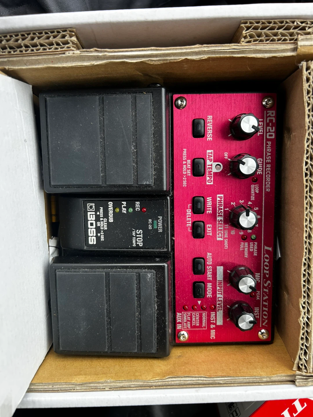 BOSS RC-20 Loop Station Phrase Recorder