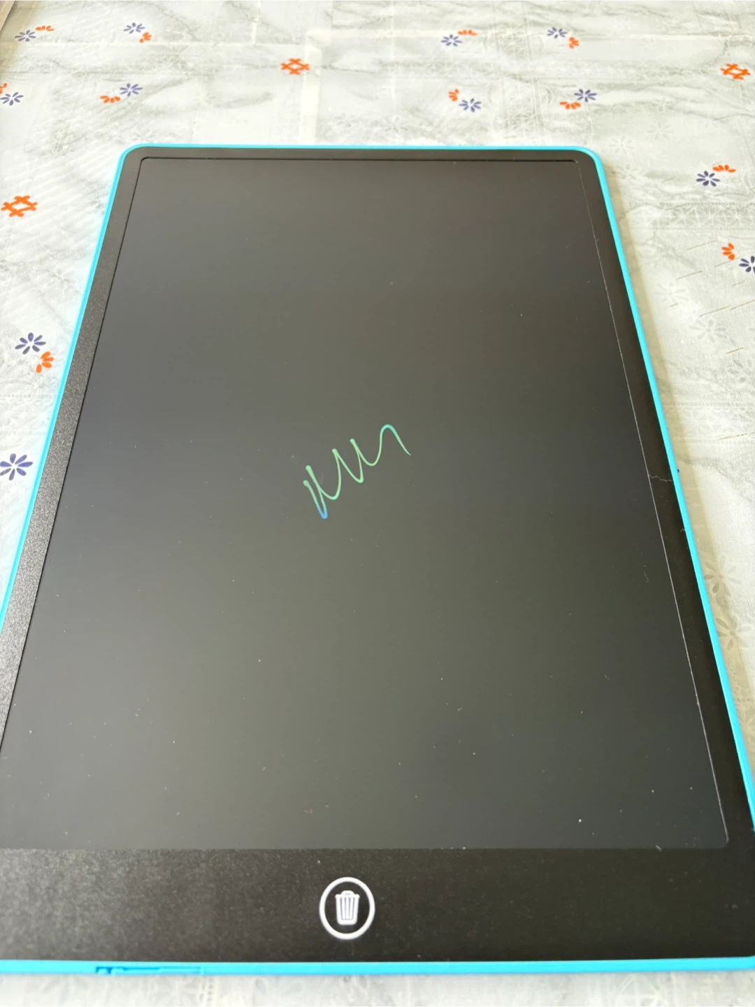 16” LCD Writing Tablet with Stylus - photo 2