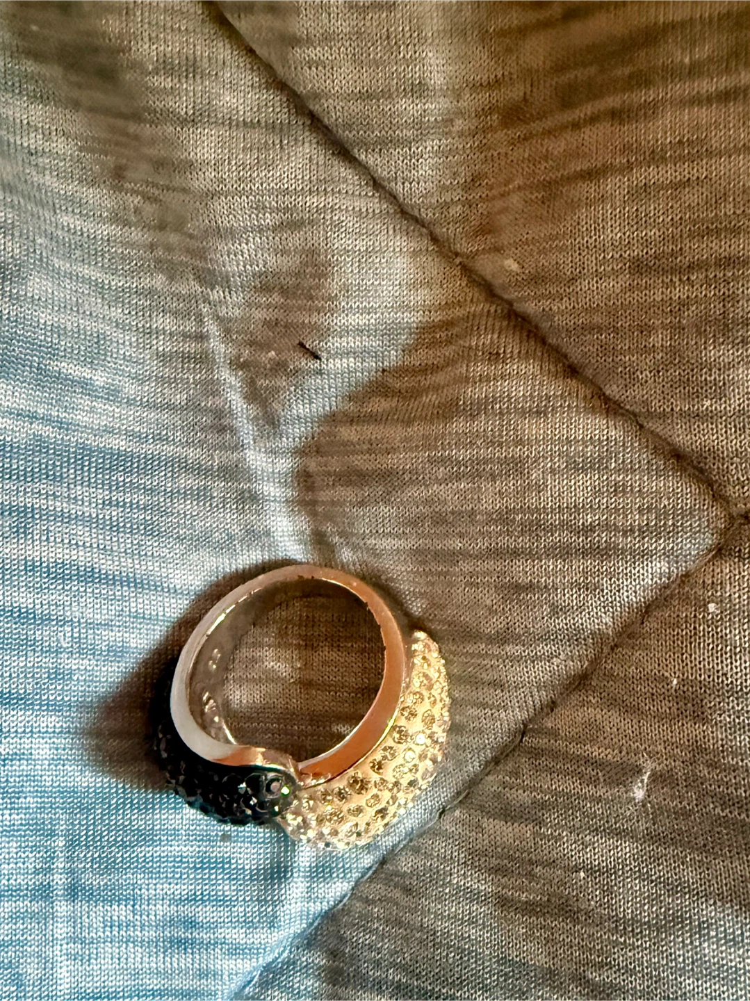 Swarovski Swan Signed Crystal Cocktail Ring - Rhodium Plated - photo 2