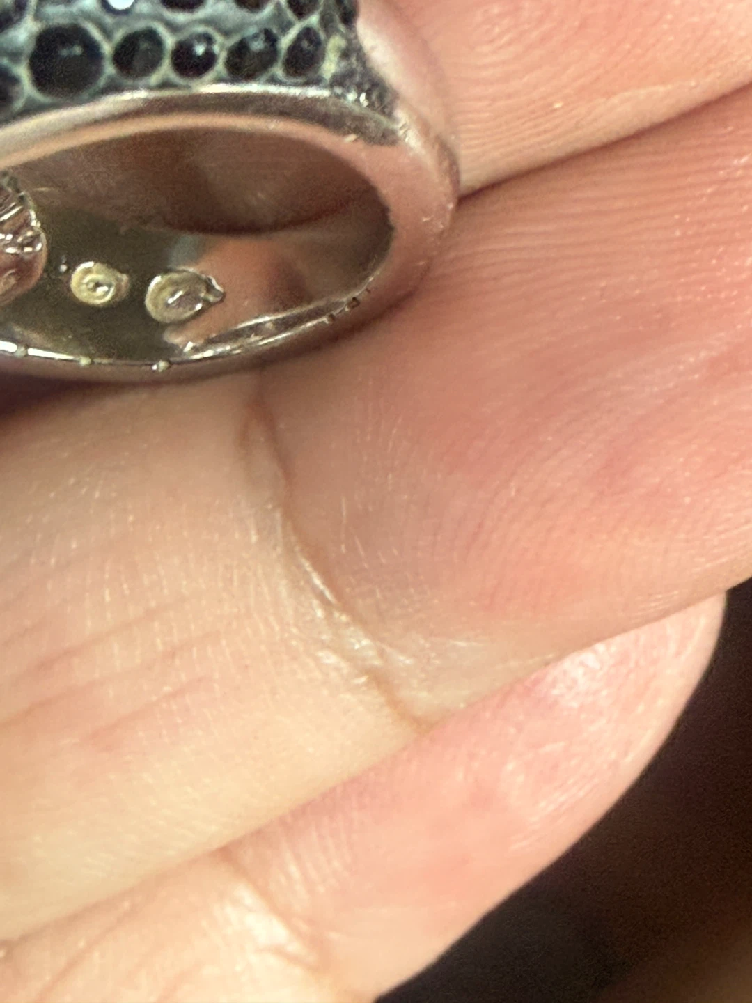 Swarovski Swan Signed Crystal Cocktail Ring - Rhodium Plated - photo 4