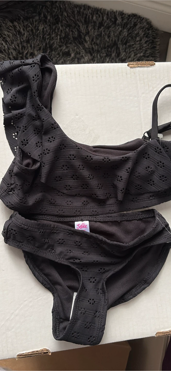 NEW Girl’s 7/8 & 6 Bathing Suits