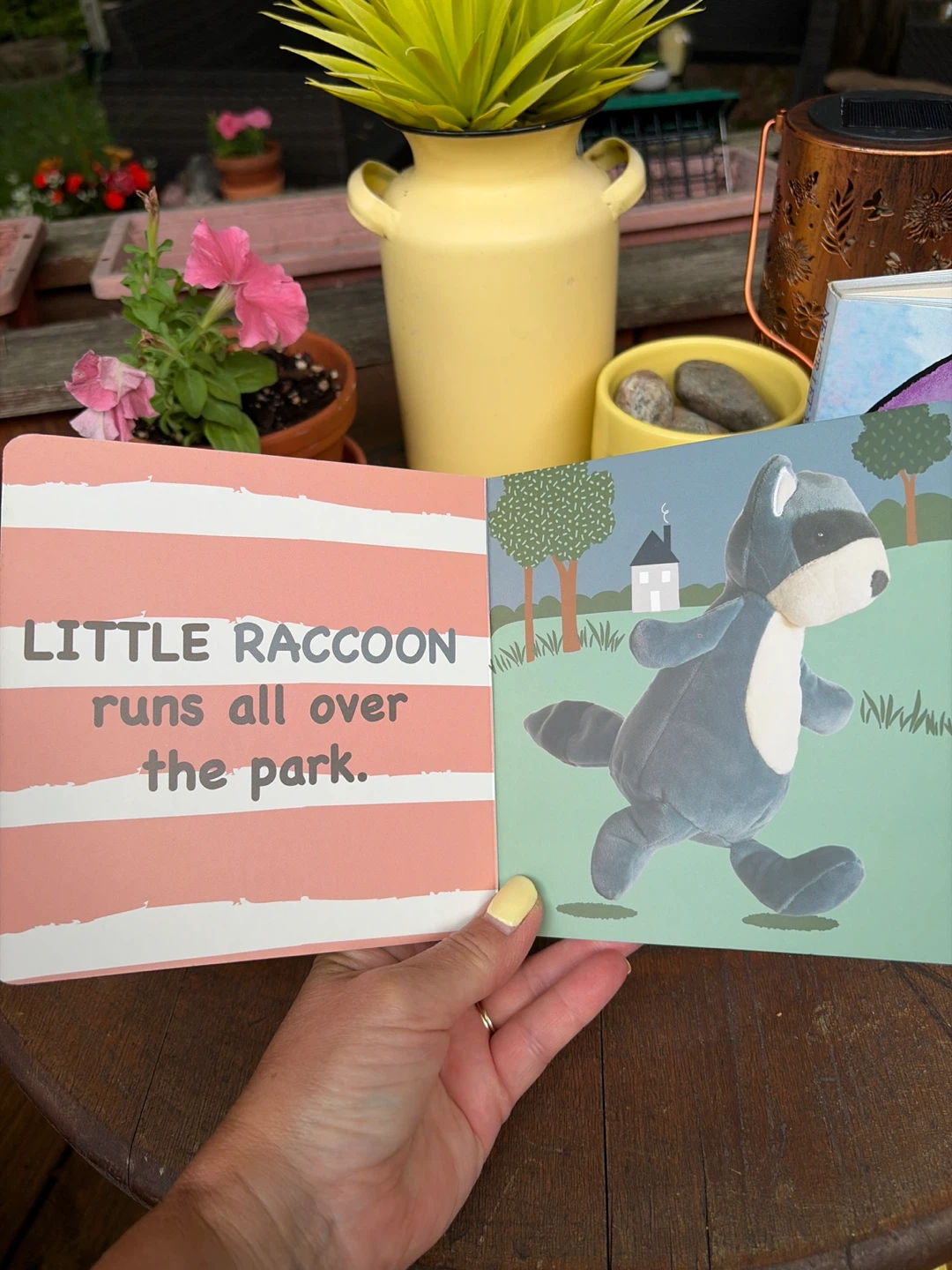 Lot of 3 Board Books…Bedtime Edition - photo 5