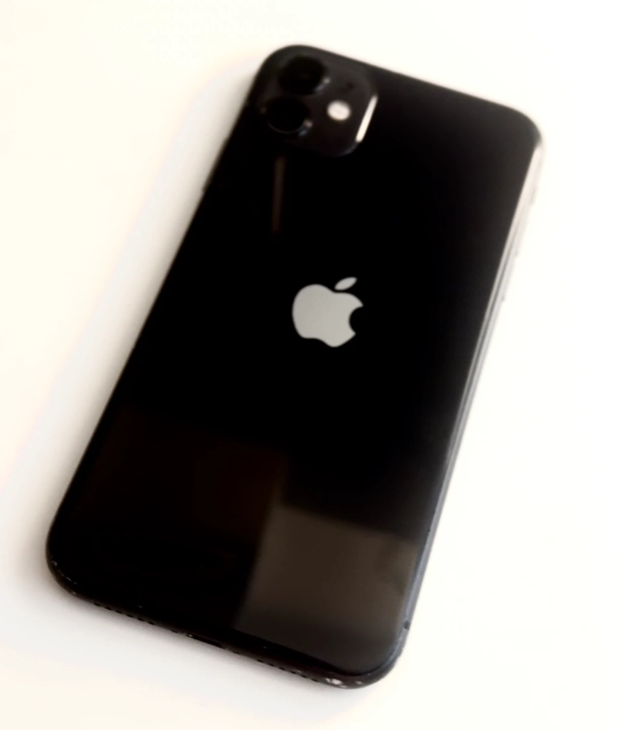 64GB iPhone 11 (Black) - photo 3