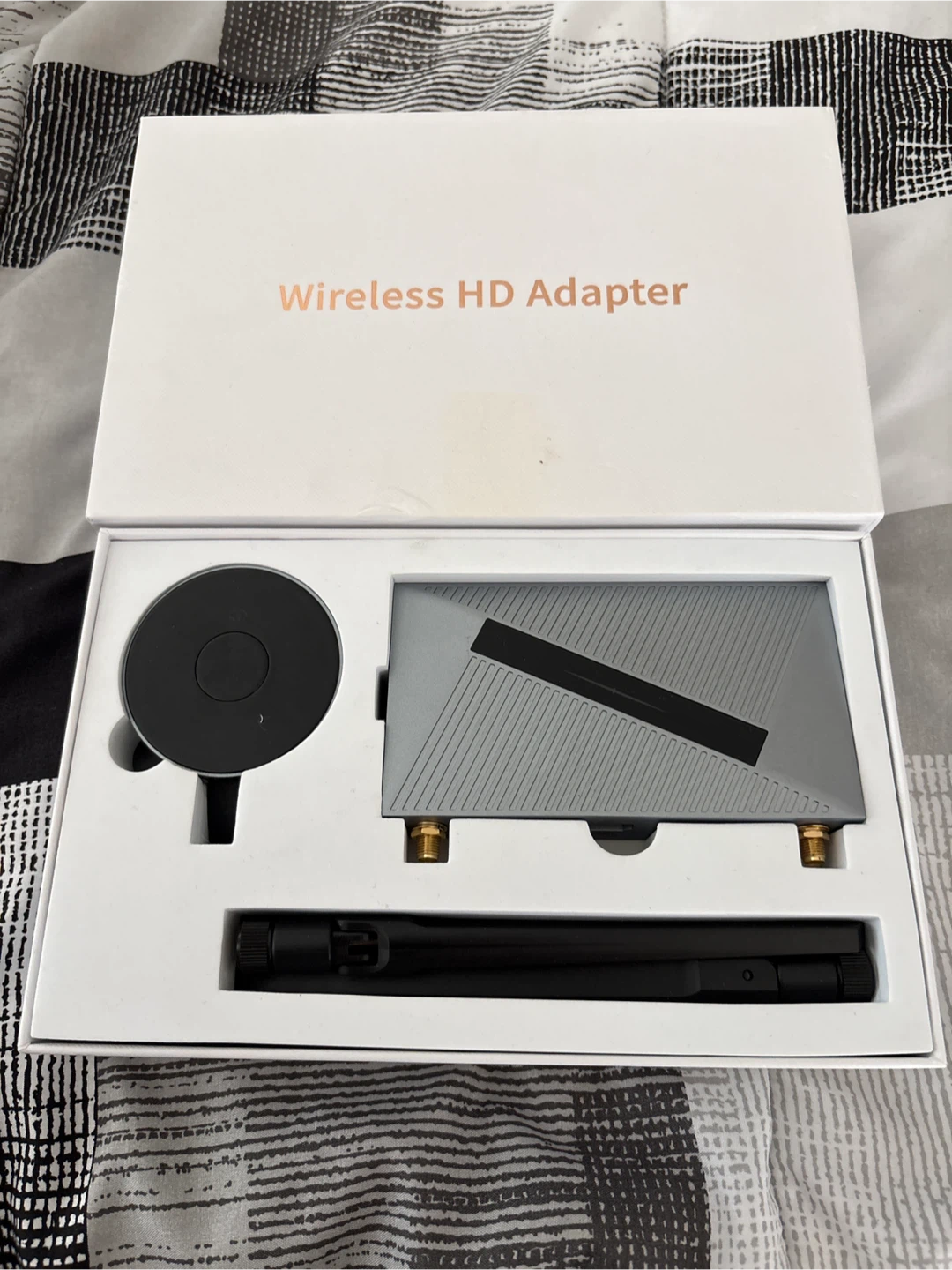Wireless HD Adapter with Accessories - photo 2