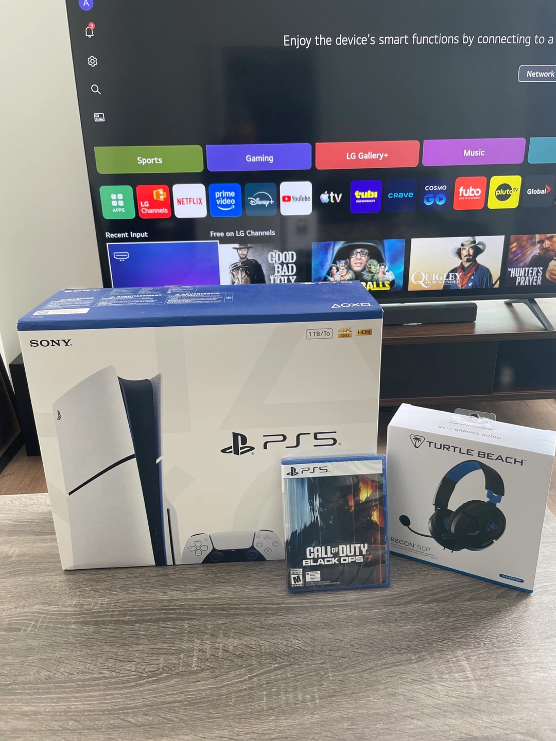 1TB PS5 brand new in box
