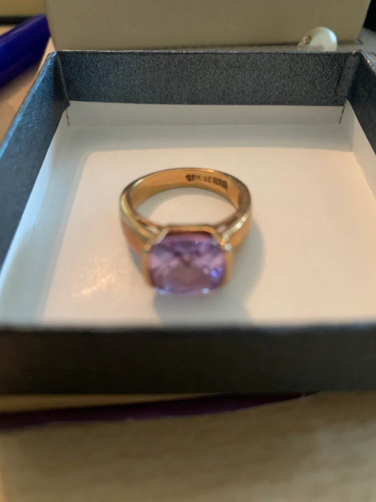 10K Gold Ring with Purple Stone - photo 2