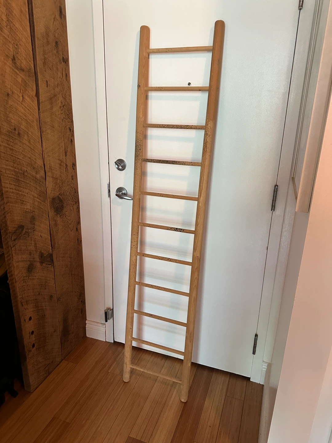 VINTAGE PINE WOOD JAPANESE DECOR LADDER BLANKET MAGAZINE RACK