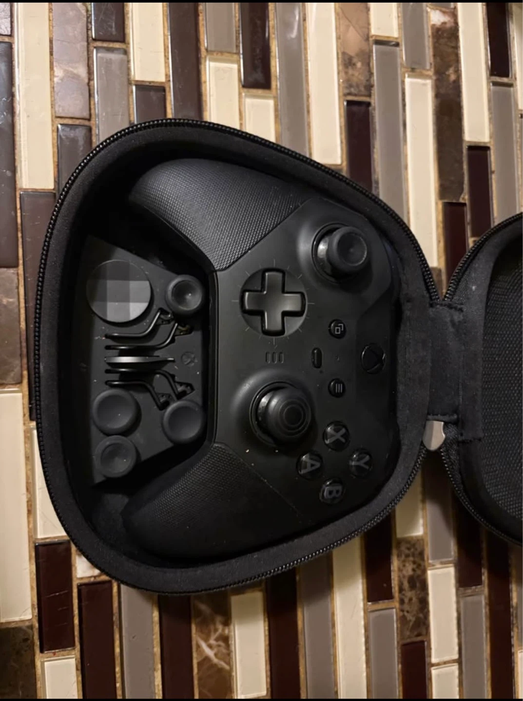 Xbox Elite Wireless Controller Series 2 - photo 3