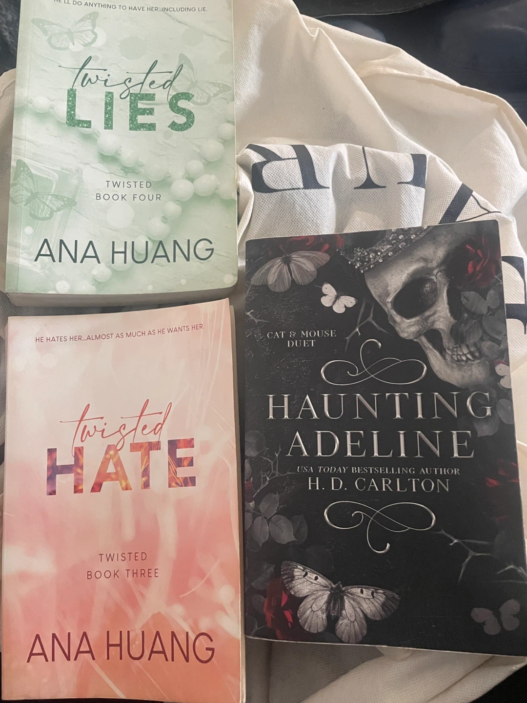 Ana Huang Twisted Series Books & Haunting Adeline - photo 2