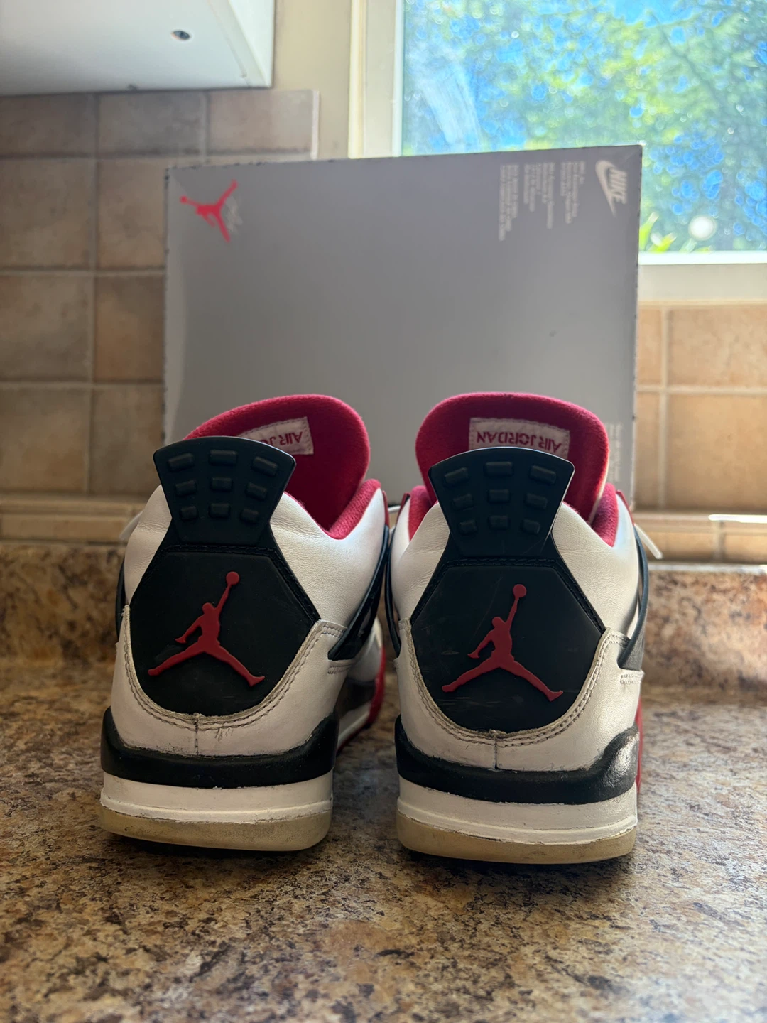 Air Jordan 4 Retro Fire Red - photo 2