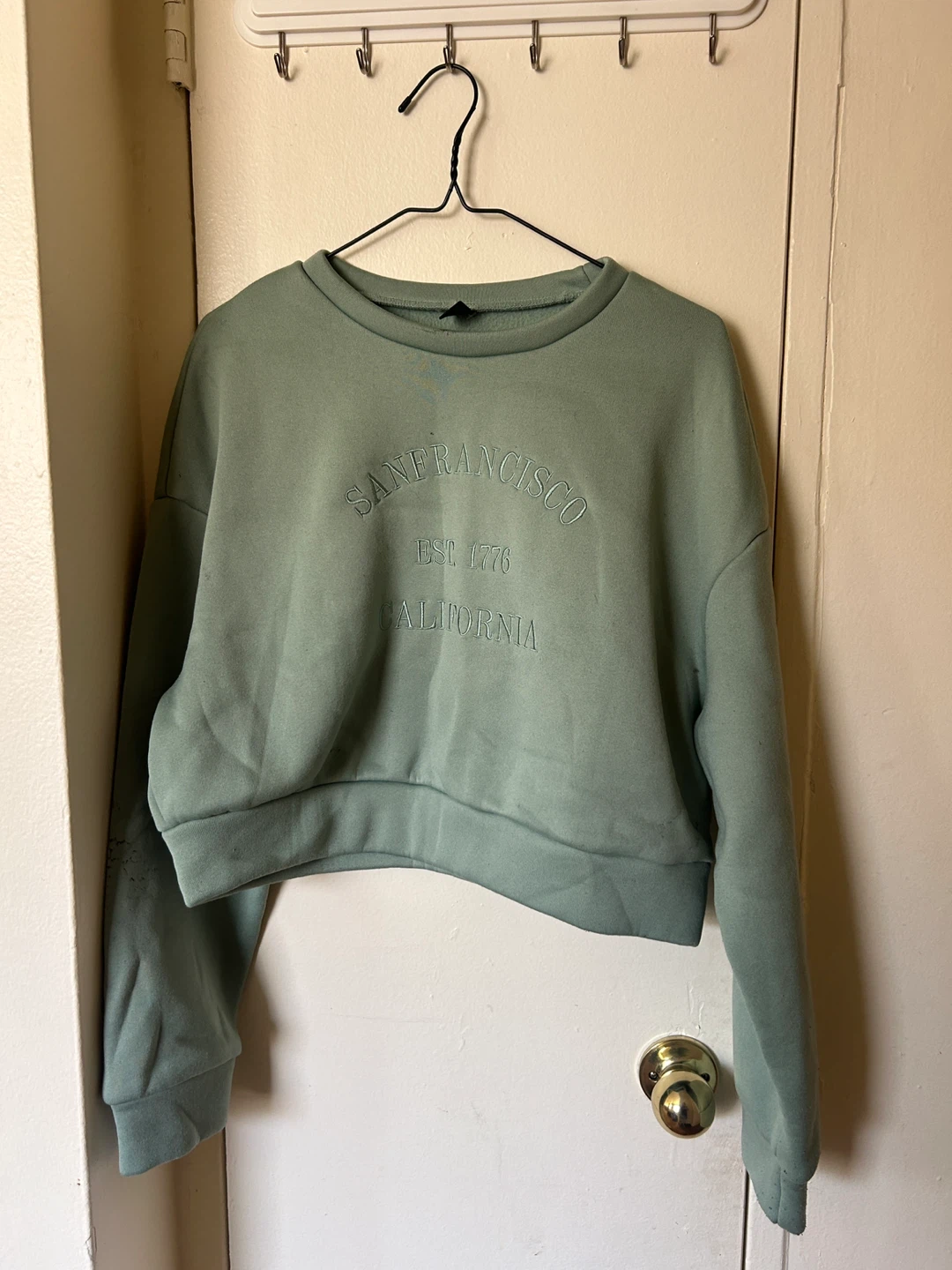 SHEIN "San Francisco" Cropped Sweatshirt