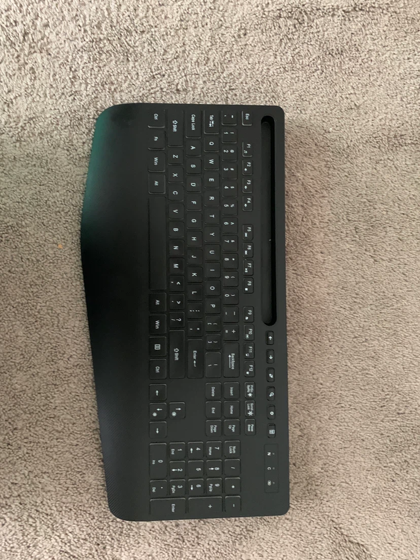 Wireless RGB Keyboard and mouse - photo 3