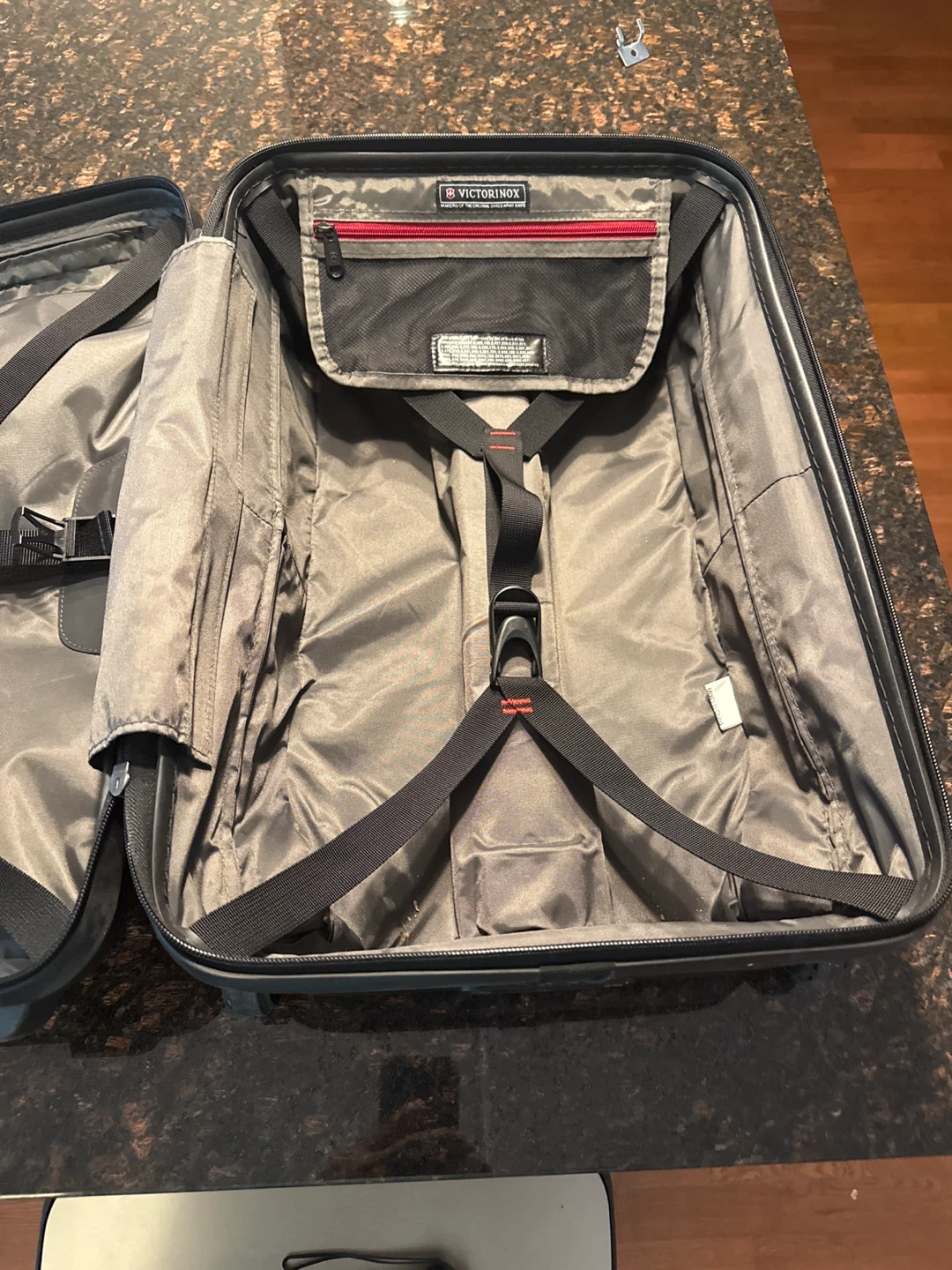 Victorinox Black Hardside Suitcase - photo 5
