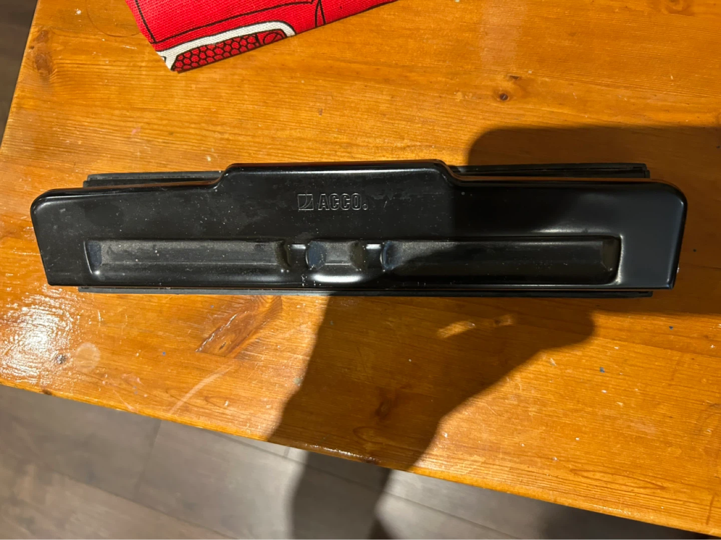 AGCO Black Stapler