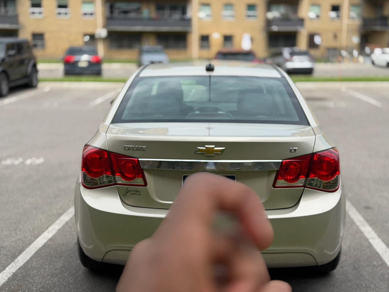 2015 Chevrolet Cruze - photo 2