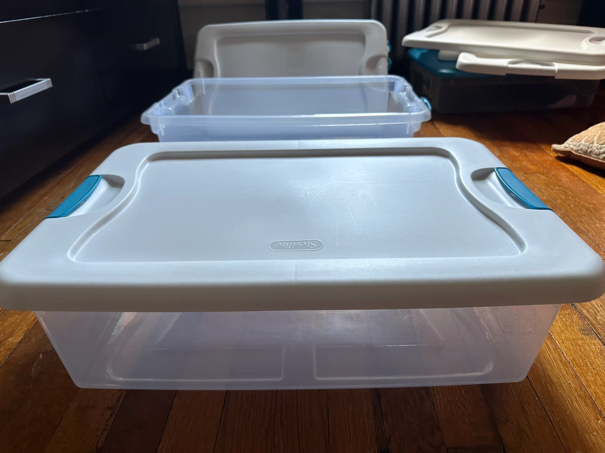 4 Sterilite Latching Storage Boxes 32 Qt. White - photo 3