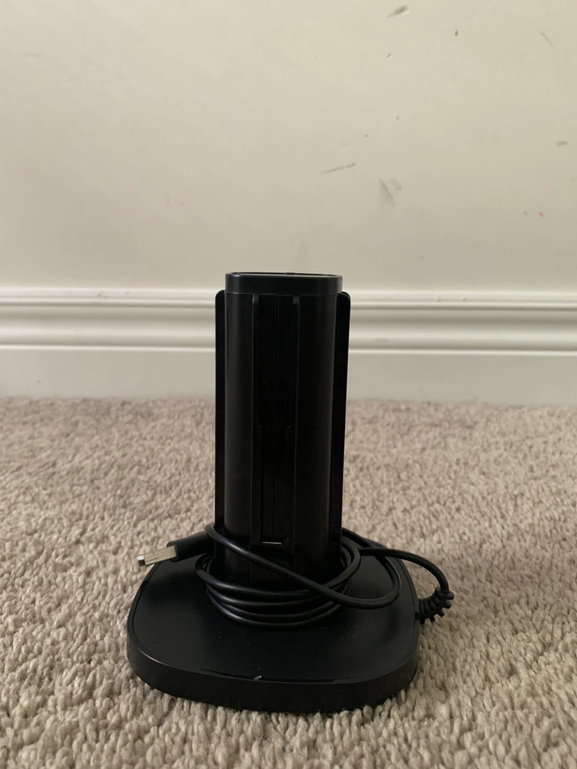 Black Joy-Con charger