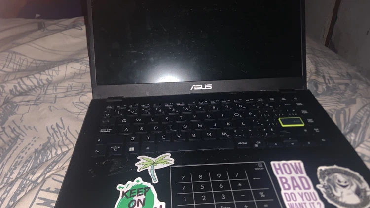 ASUS Laptop - photo 2