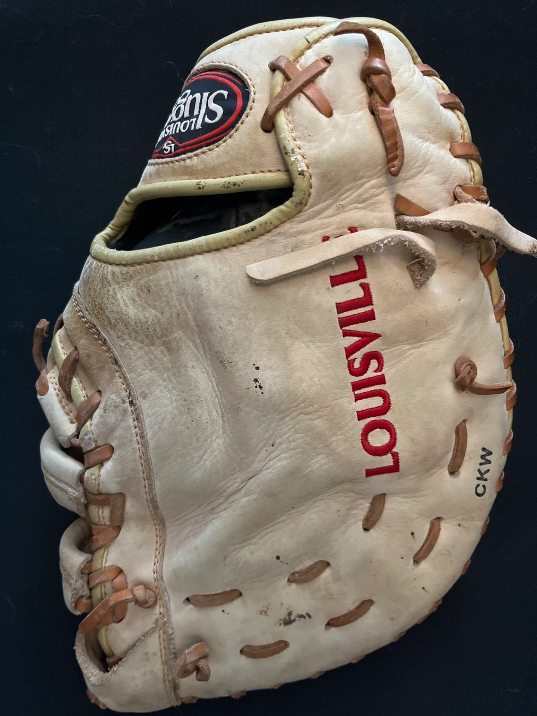 Louisville Slugger First Base Glove - photo 2
