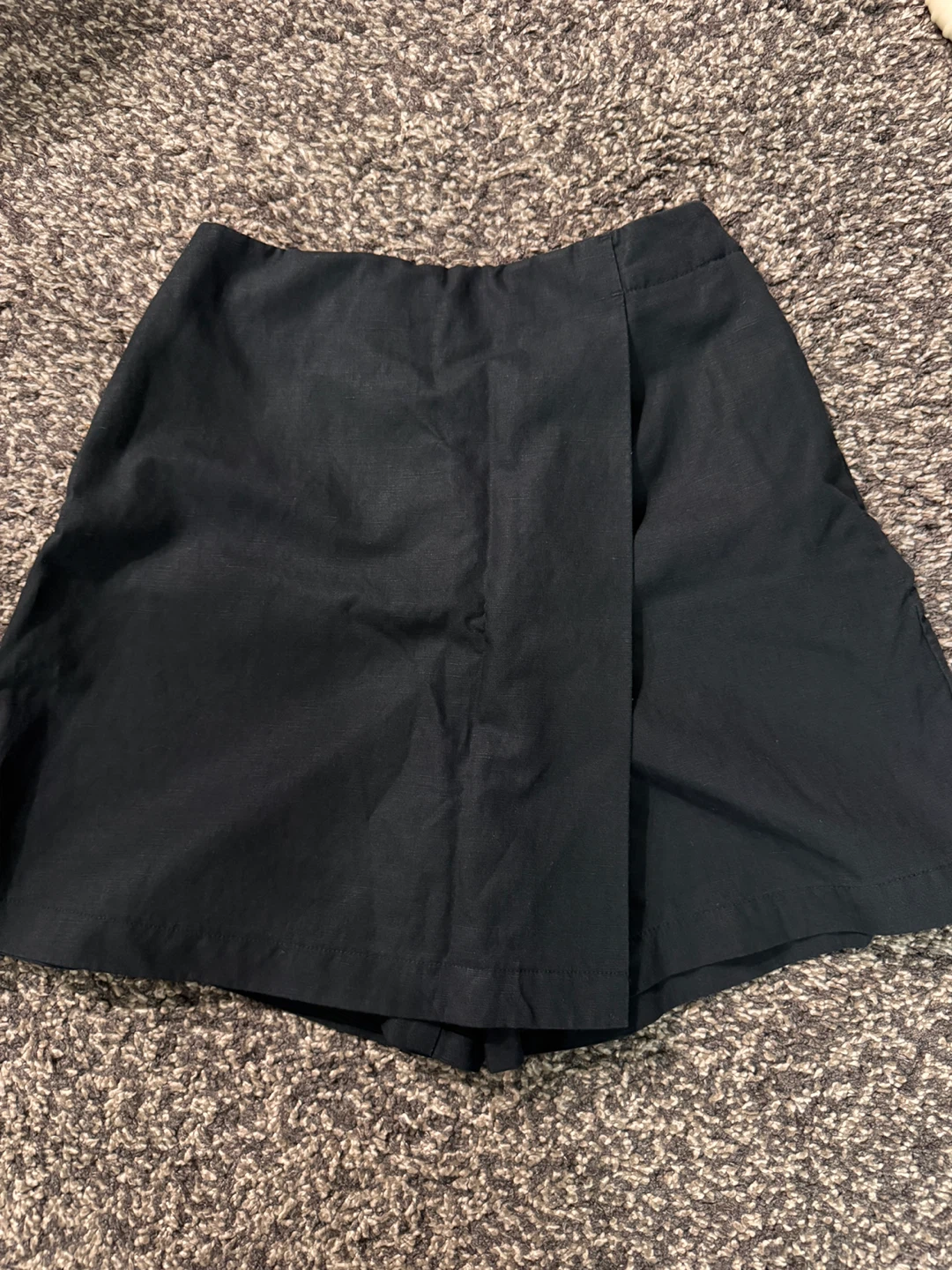 UNIQLO Black Wrap Skort Size S - photo 3