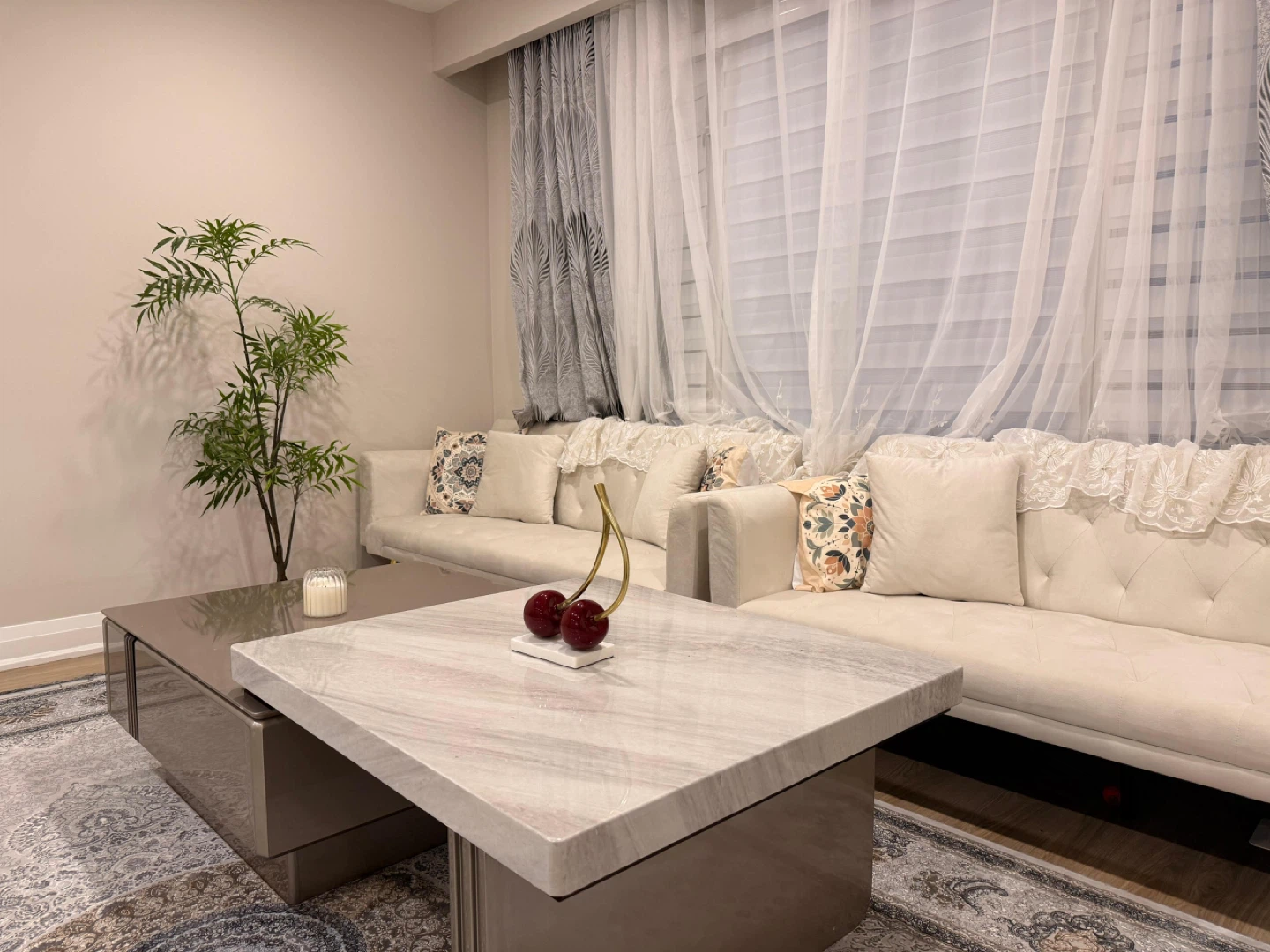2 Modern Sofa Beds + Extendable Coffee Table – Like New - photo 3